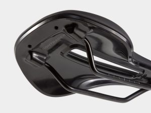 BontragerVerseCompSaddle_32222_AE.jpg